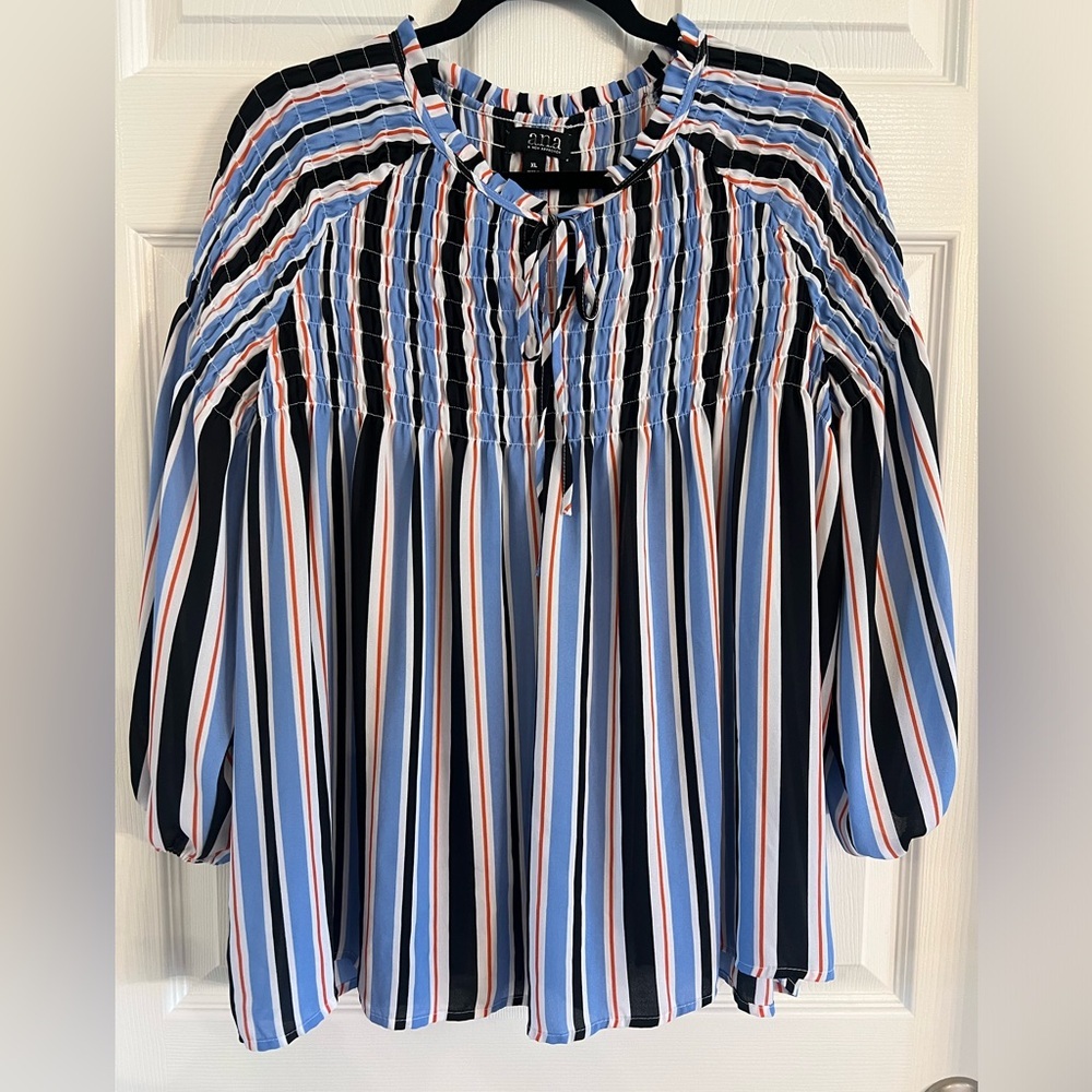 Xl striped 3/4 sleeves bells sleeves brand new